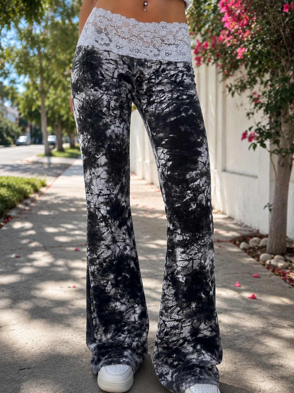 Y2K Chatoyant Tie Dye Lace Waist Flare Yoga Leggings Womens Medium
